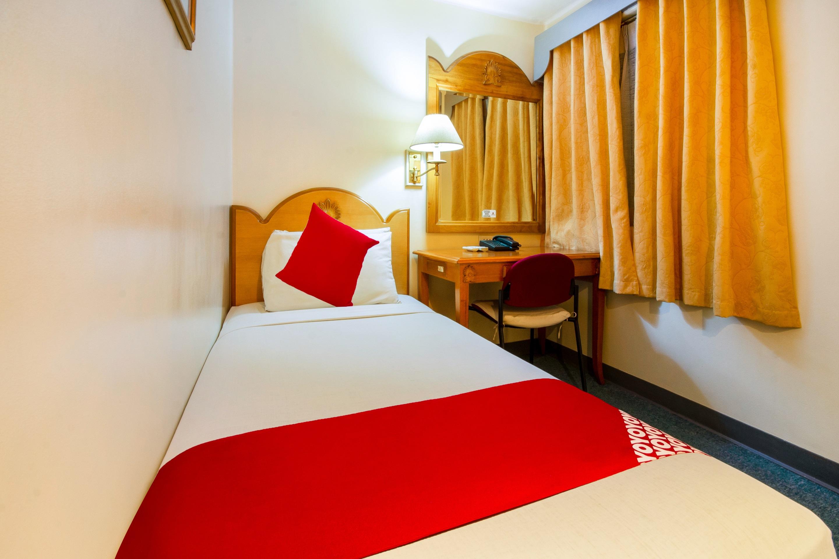 OYO 227 Palladium Suites Hotel Cebu Esterno foto