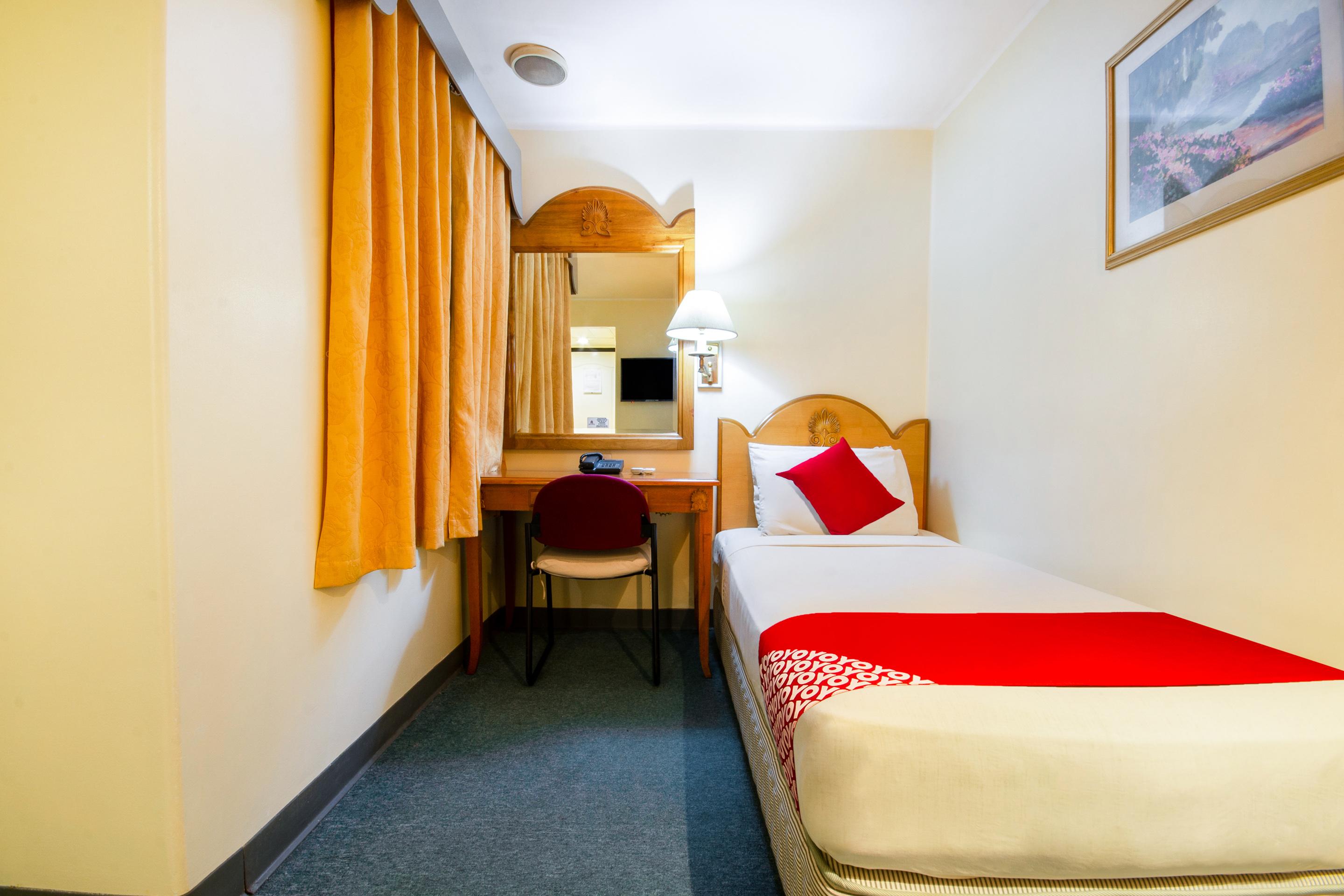 OYO 227 Palladium Suites Hotel Cebu Esterno foto
