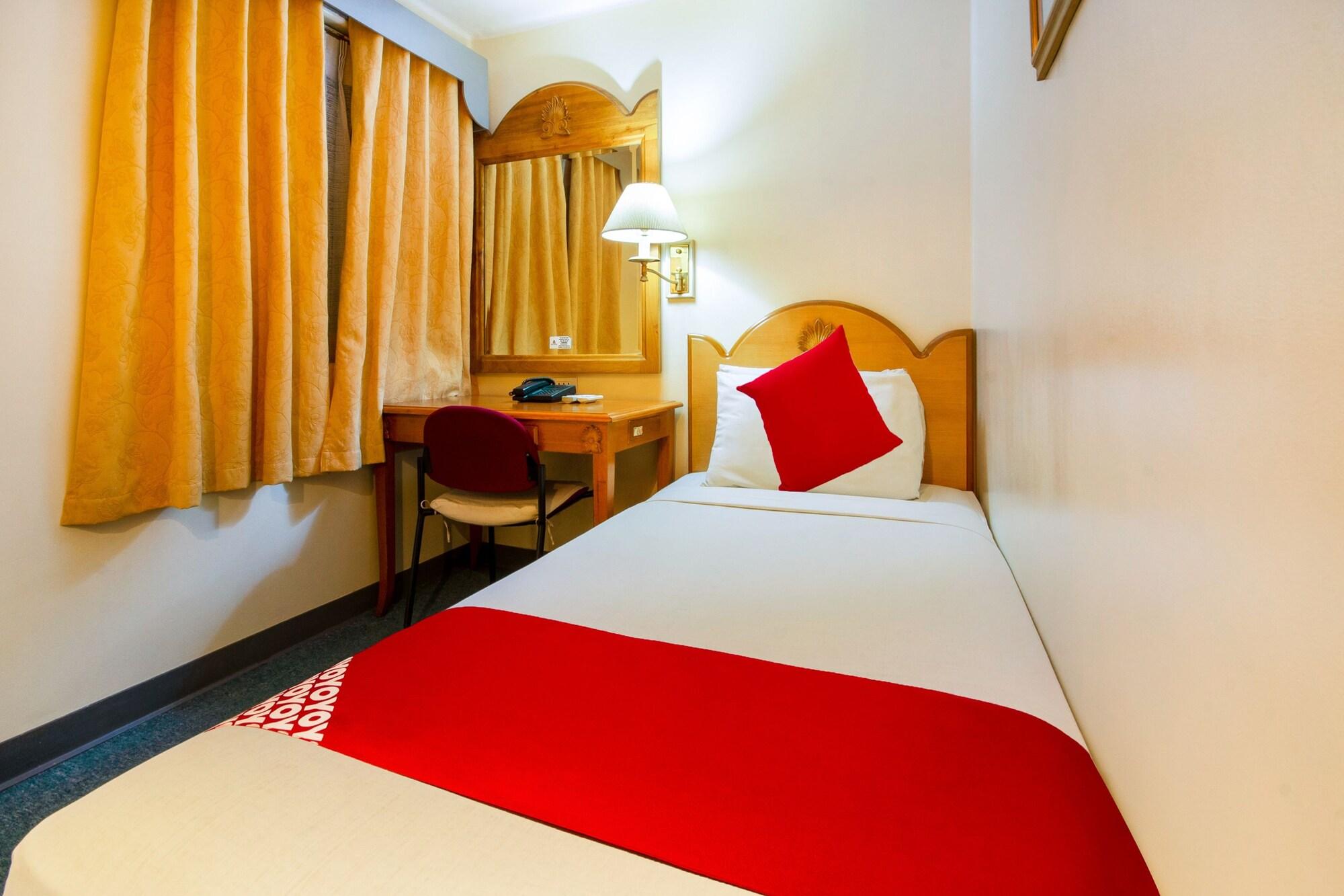 OYO 227 Palladium Suites Hotel Cebu Esterno foto