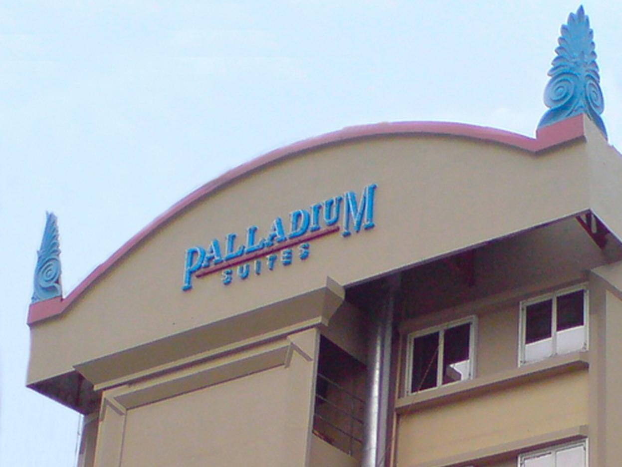 OYO 227 Palladium Suites Hotel Cebu Esterno foto